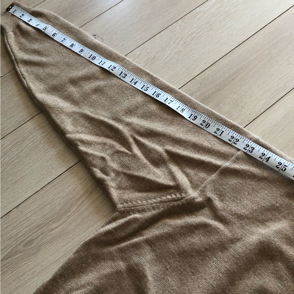 Vintage Viyella Merino Wool V Neck Sweater in Beige Men’s Size M - Picture 9 of 9